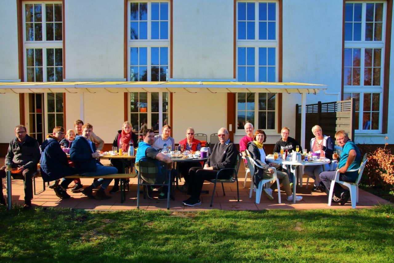 Das Haus Am Teich Gross Grabow Exterior foto